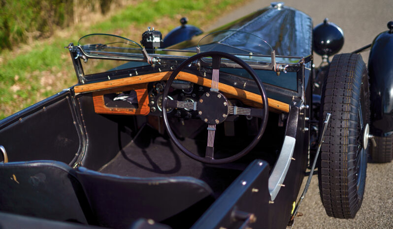 1931 Invicta Typ A 4 ½ litre Sports Tourer voll