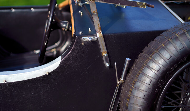 1931 Invicta Typ A 4 ½ litre Sports Tourer voll