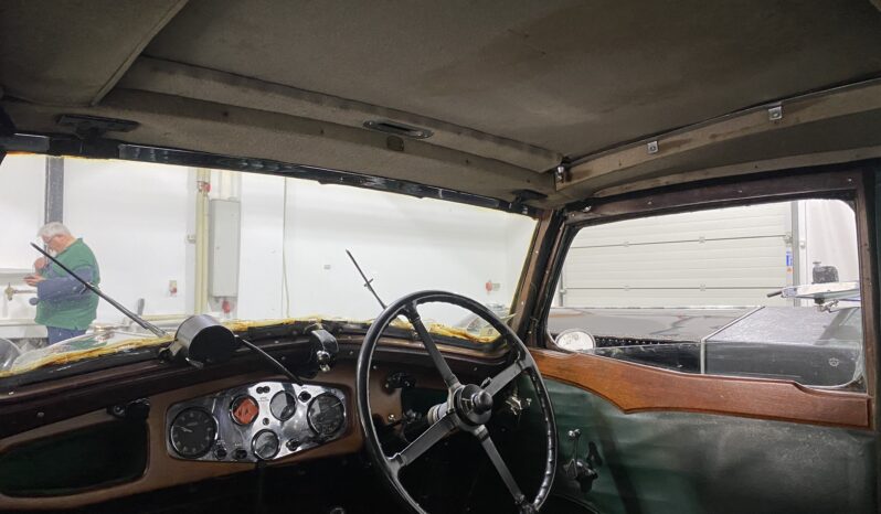 1934 Riley 9 Kestrel 4-Light Saloon voll