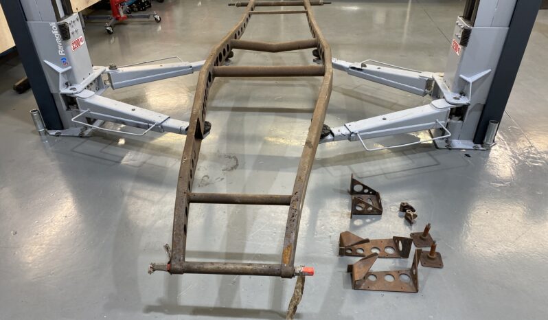 1936 Riley TT-Sprite Fahrgestell voll